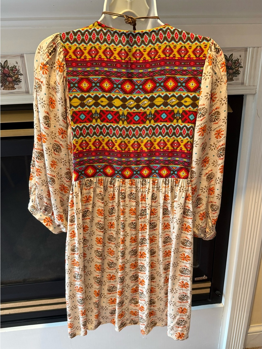 Bohemian UMGEE M/L vibrant flowered extra long 3/4 sleeves top - Picture 4 of 6